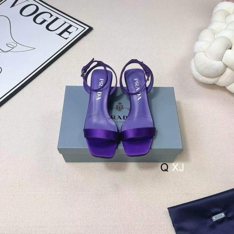 Picture of Prada Shoes _SKUPradasz35-404CMXJ040719110